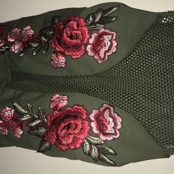 Green Rose mesh dress - Picture 3 of 4